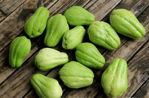 白色佛手瓜咋吃,白色佛手瓜的多样食法探索