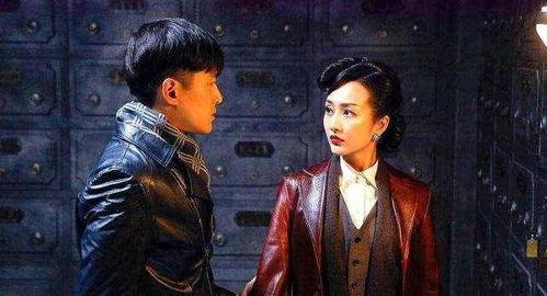 穿在民国看戏吃瓜,戏台上的时尚与瓜田里的闲情